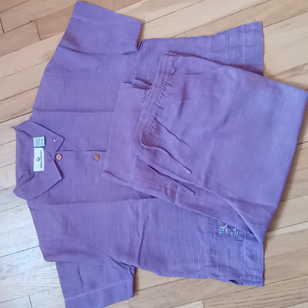 Women's Linen Blend Lavender Capris with Matching Top